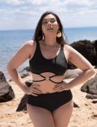 Ирина Сочи , 8 900 229-37-85 Алина Сочи , рост: 170, вес: 75 - эротический массаж с сексом