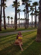 снять телку (Карина , 27 лет)