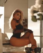 Яна — интим массаж на дому